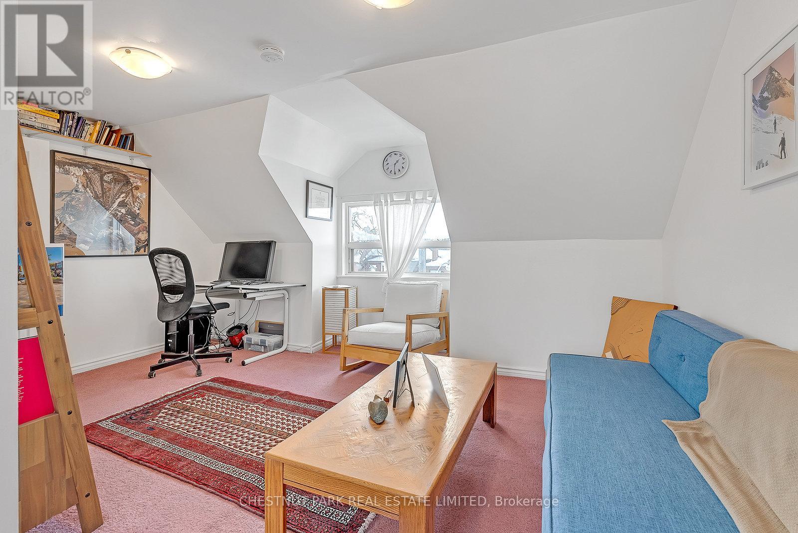 1383 LANSDOWNE AVENUE — photo 34