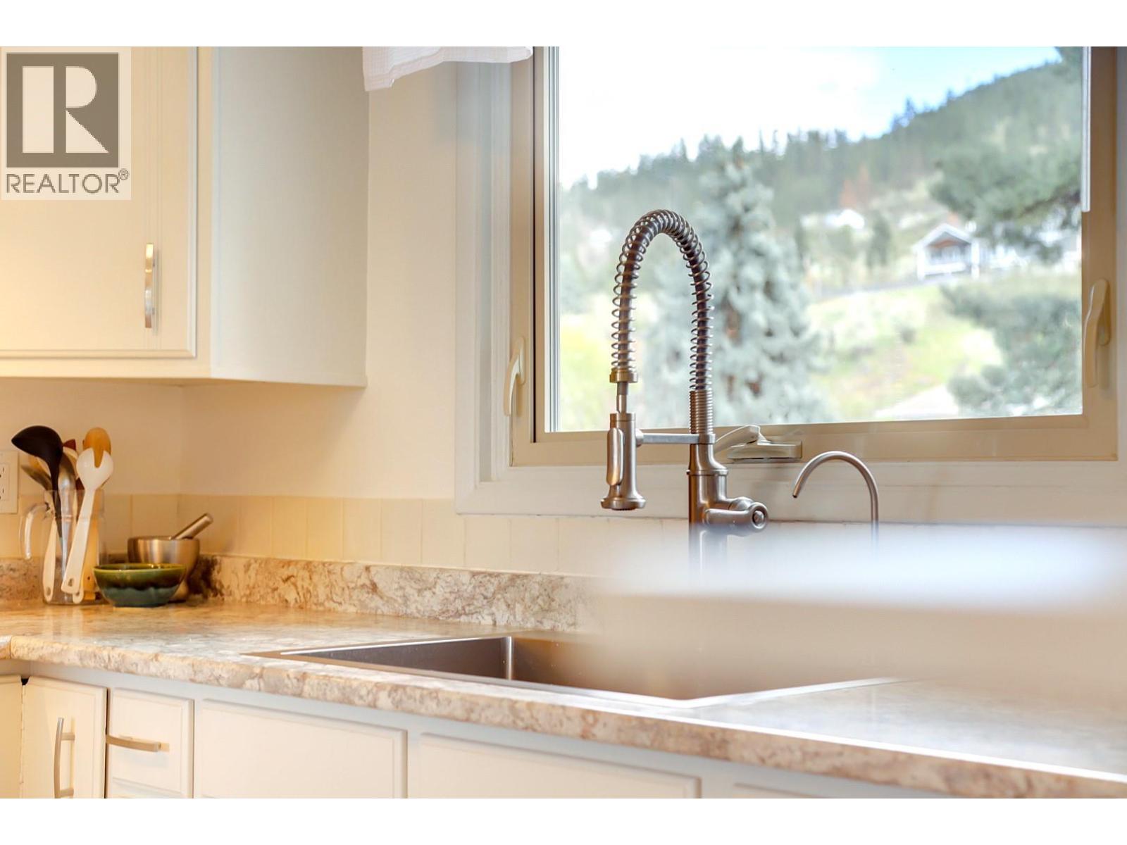 674 Pheasant Road, Vernon