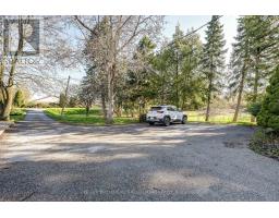 610 Commissioners Road W, London South, ON N6K1B8 Photo 22