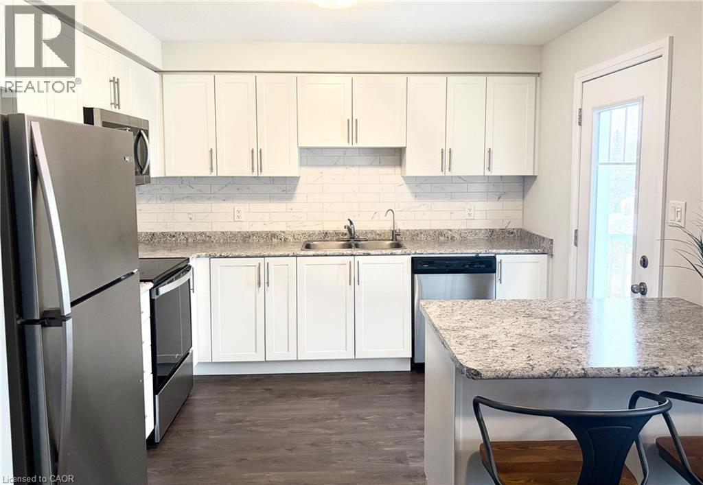 24 MORRISON Road Unit# A13, Kitchener, Ontario, N2A2W7 — Photo 4
