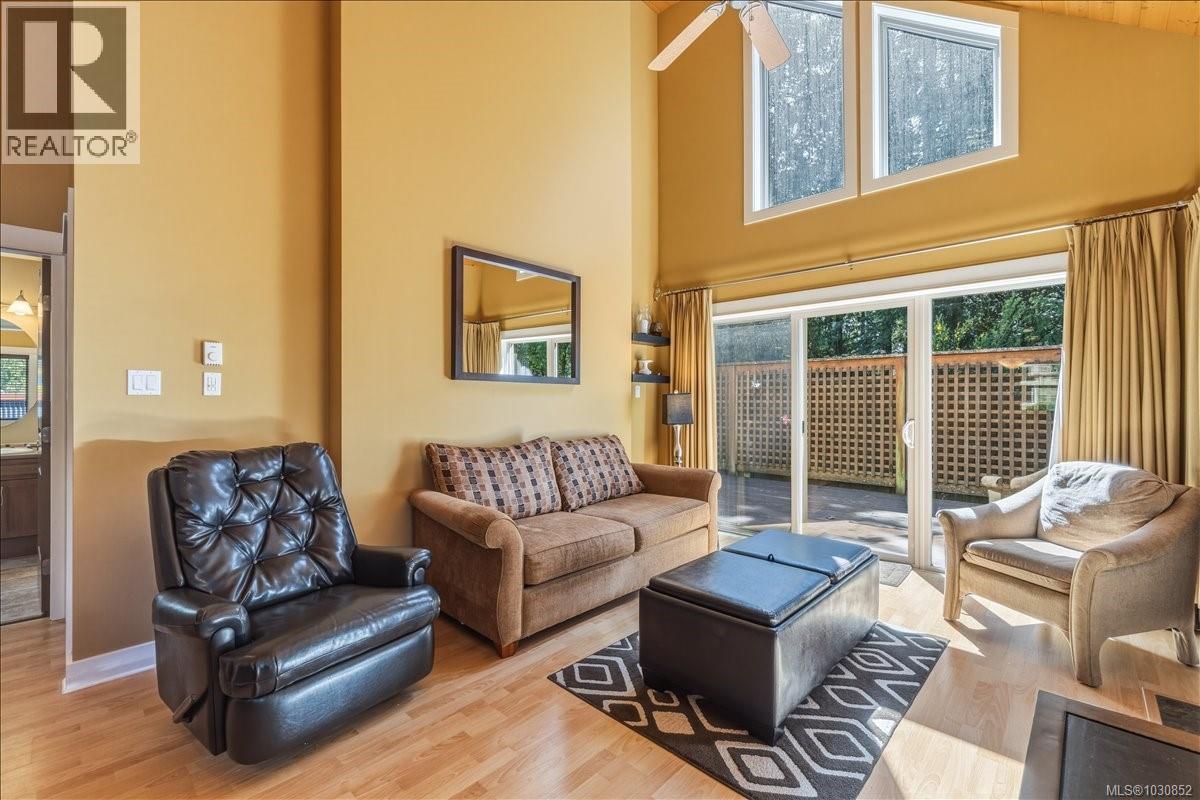 #132 1080 Resort Dr - 9