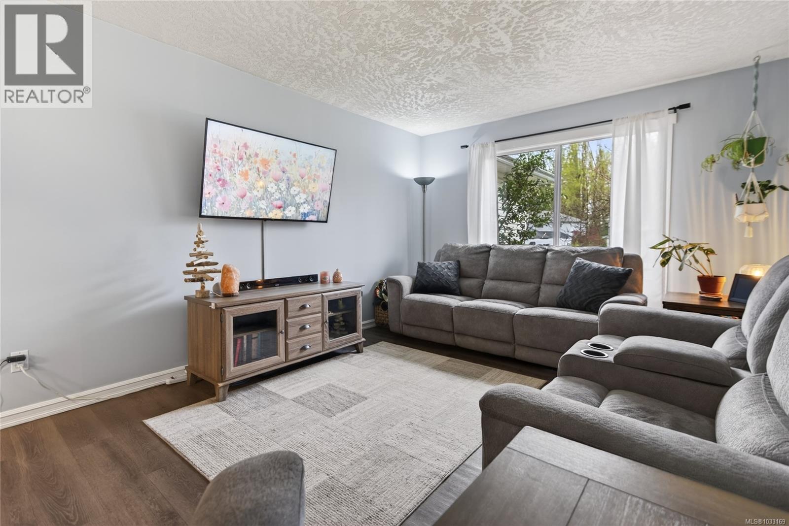 #A 139 Malcolm Pl - 14