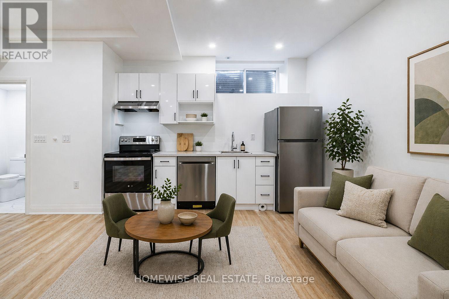 LOWER - 11 CRAIG CRESCENT