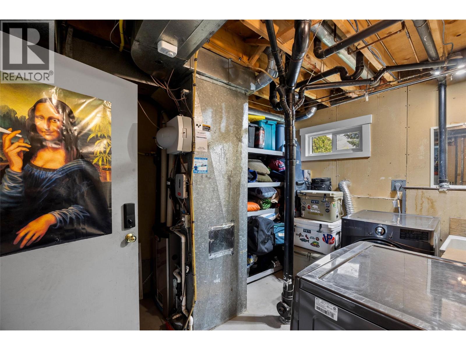 265 MCKAY Place - 28