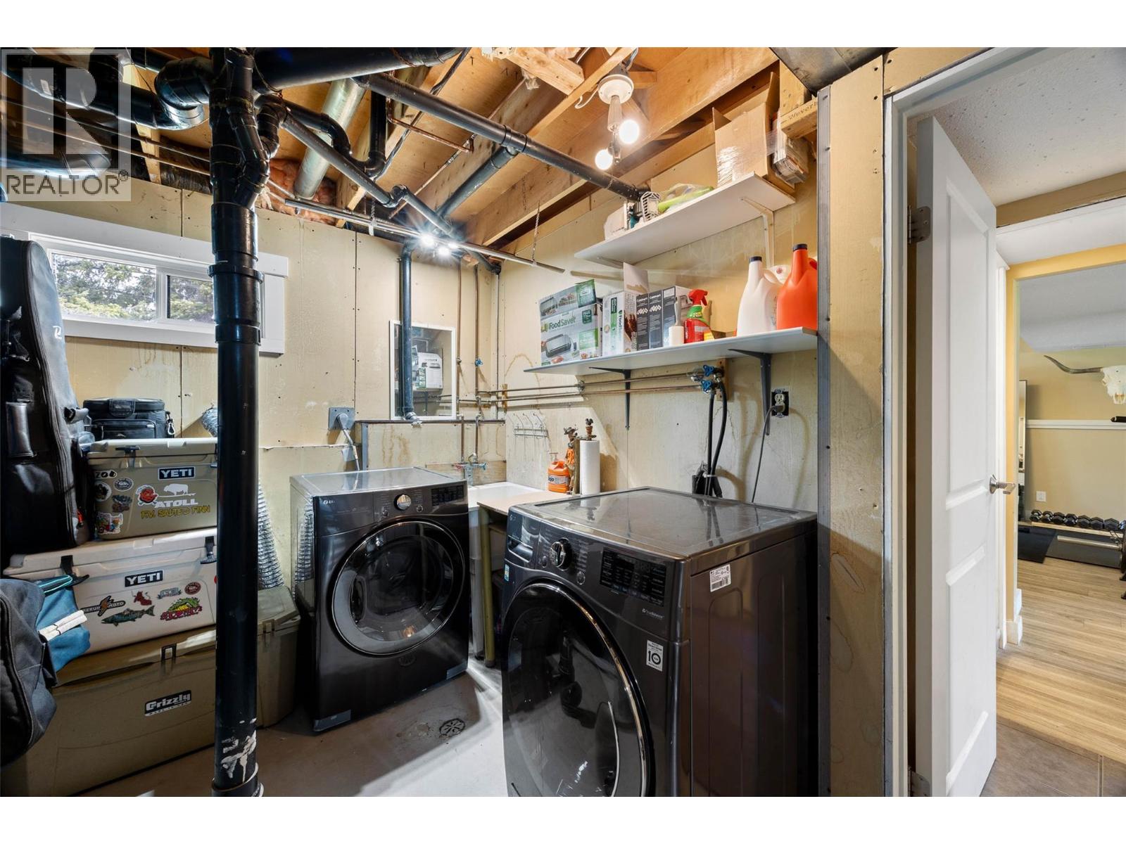 265 MCKAY Place - 29