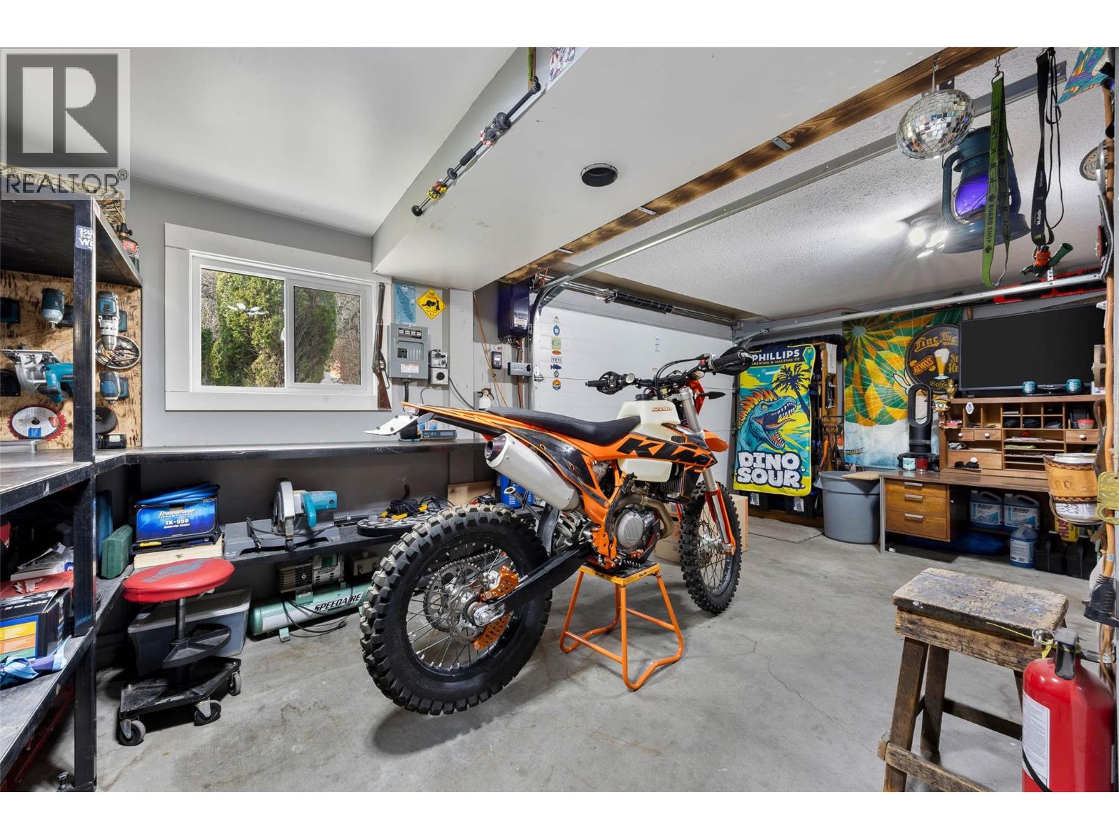 265 MCKAY Place - 30