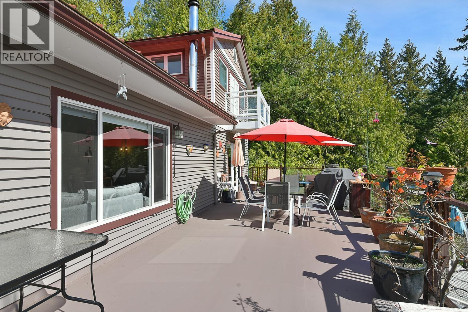 4906 SINCLAIR BAY ROAD — photo 13