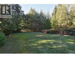 10113 10131 Mercer Road, Halfmoon Bay, BC V7Z1B7 Photo 9