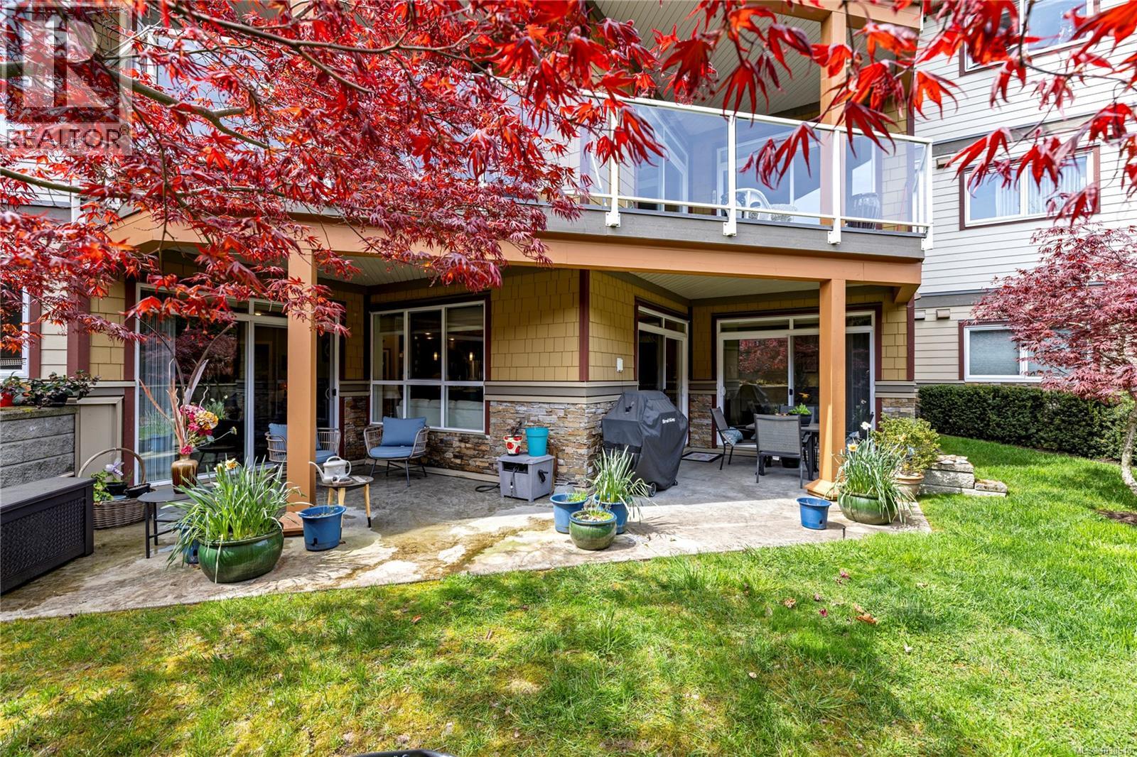 #100 439 College Rd - 9