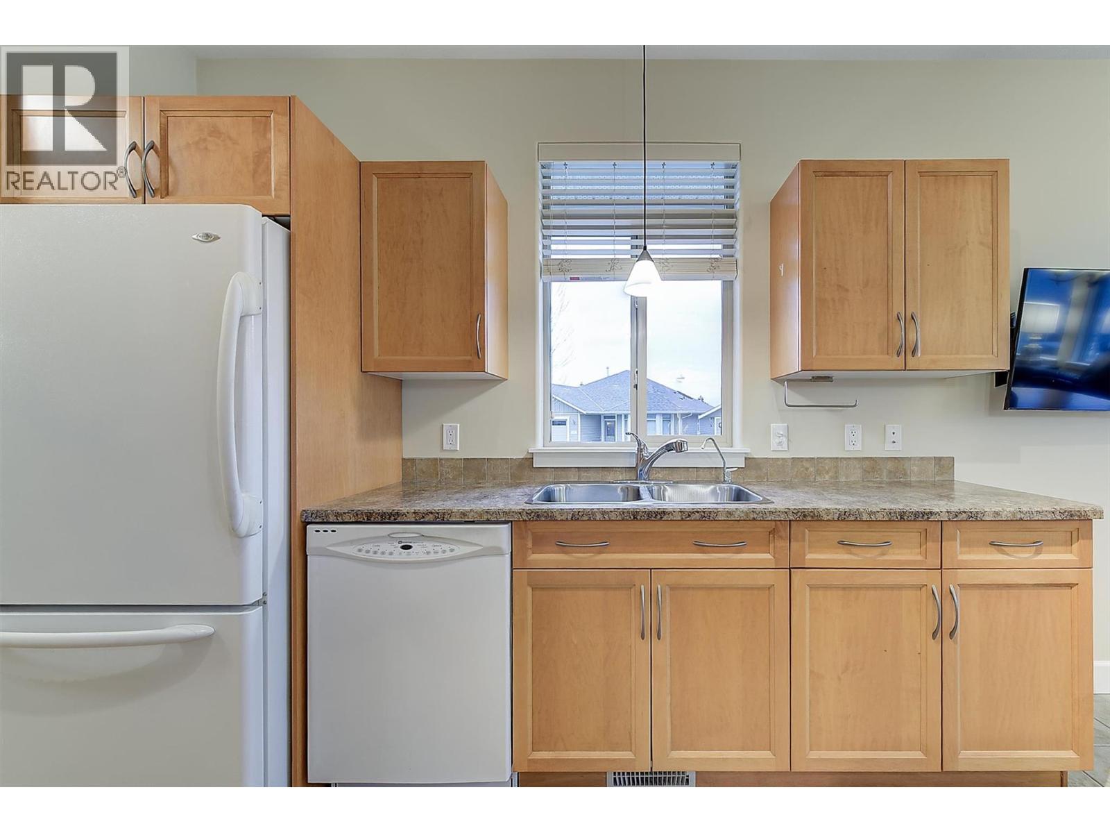 #135 4035 Gellatly Road S Unit# 135 - 17