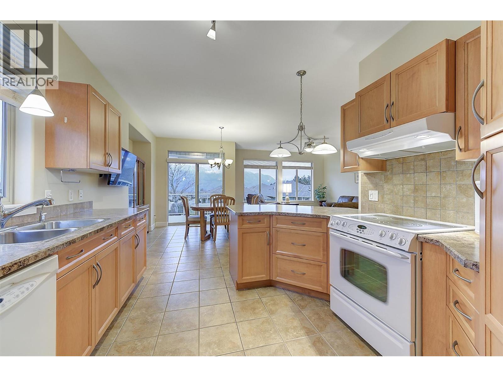 #135 4035 Gellatly Road S Unit# 135 - 19