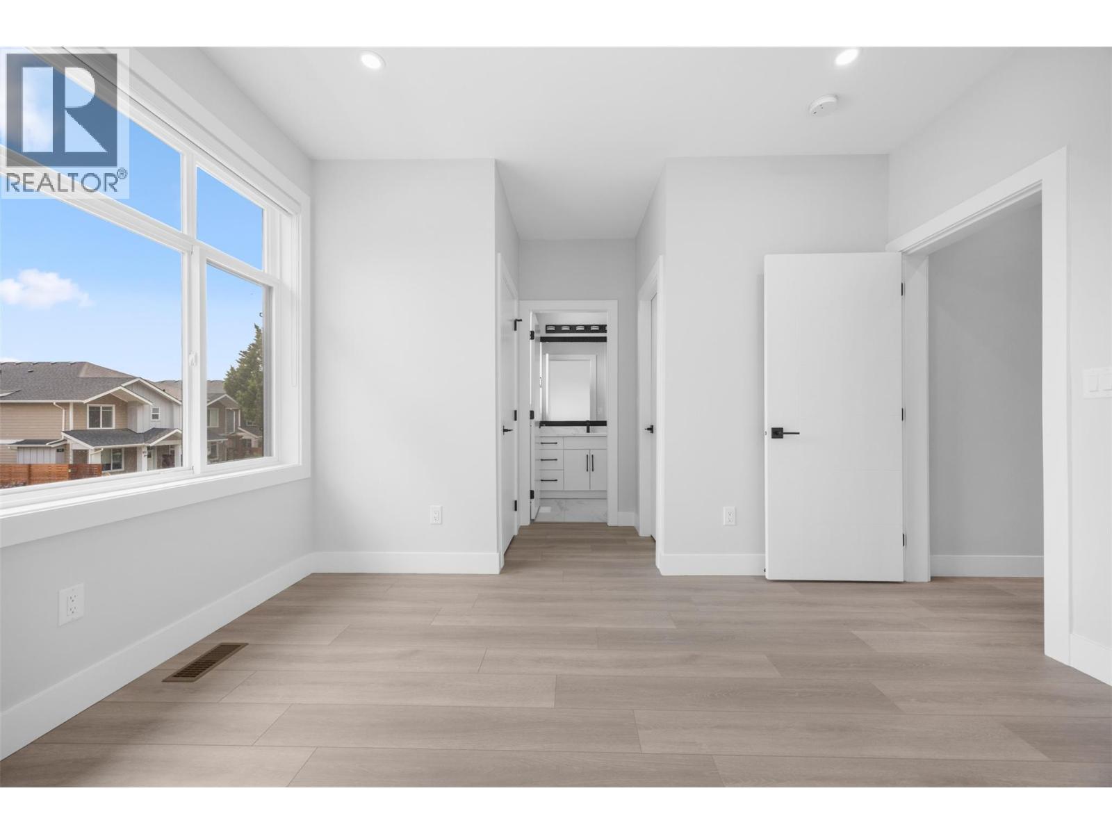 954 Stockwell Avenue Unit# 2, Kelowna