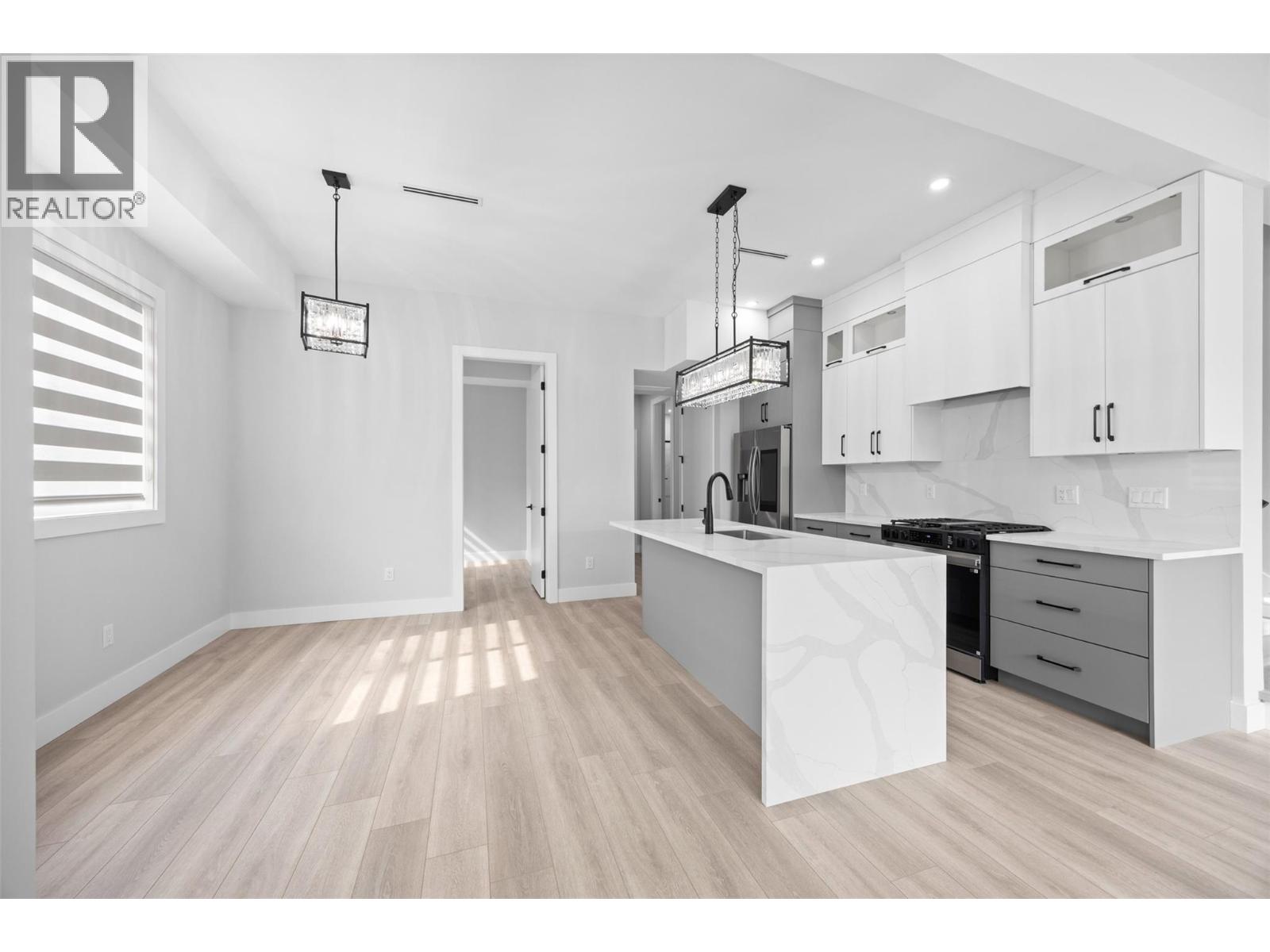 954 Stockwell Avenue Unit# 2, Kelowna