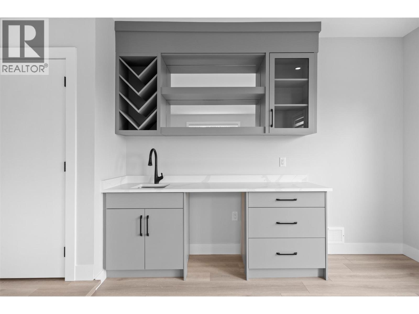 954 Stockwell Avenue Unit# 2, Kelowna