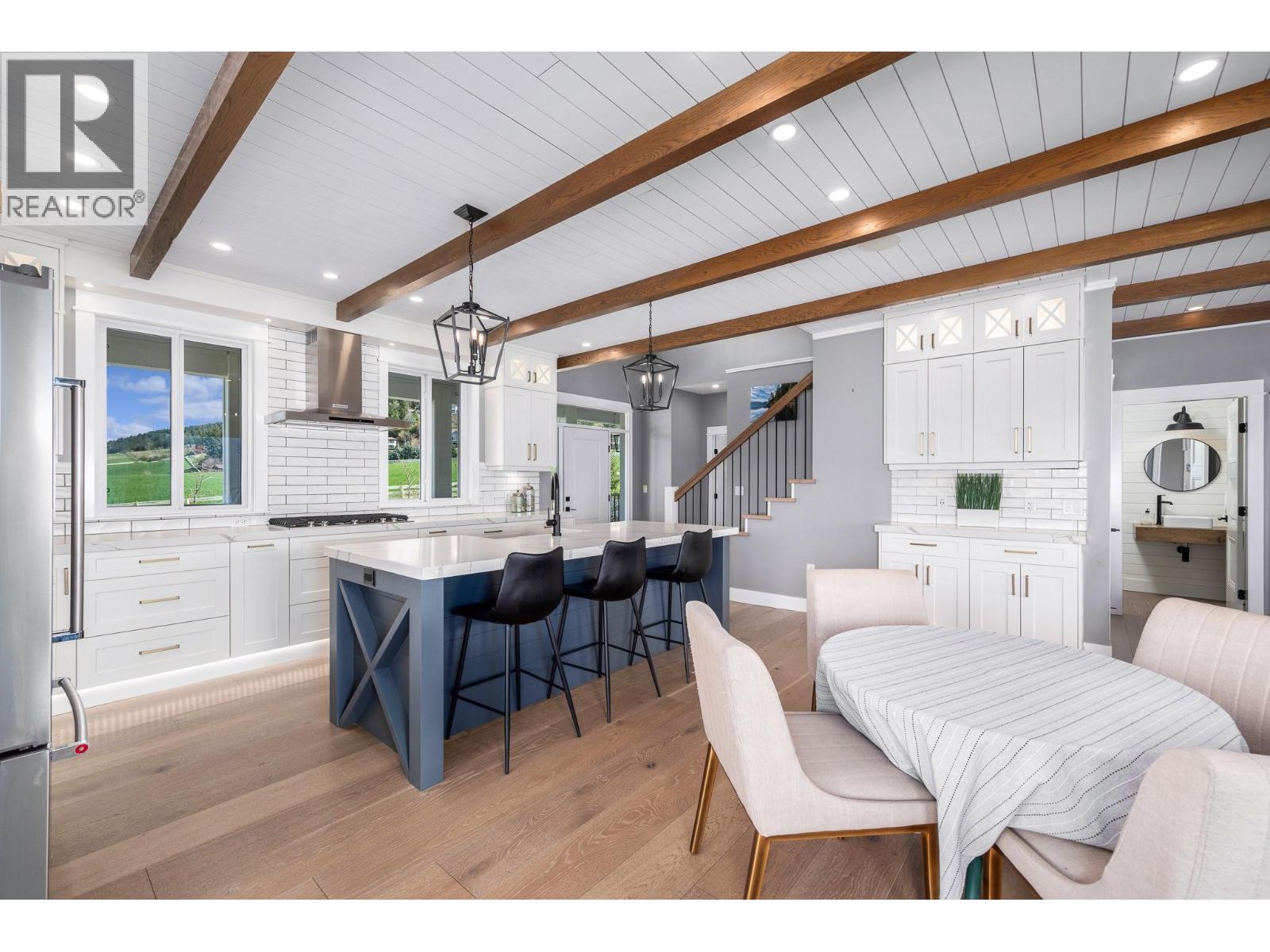 8000 Bench Row Road, Vernon