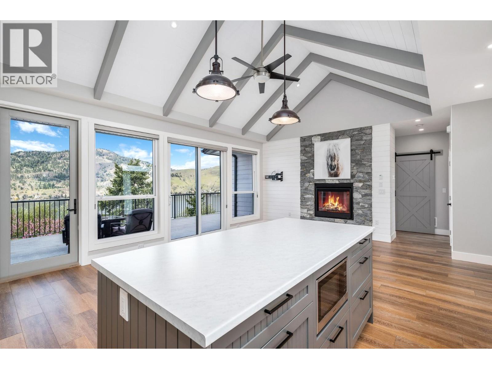 8000 Bench Row Road, Vernon