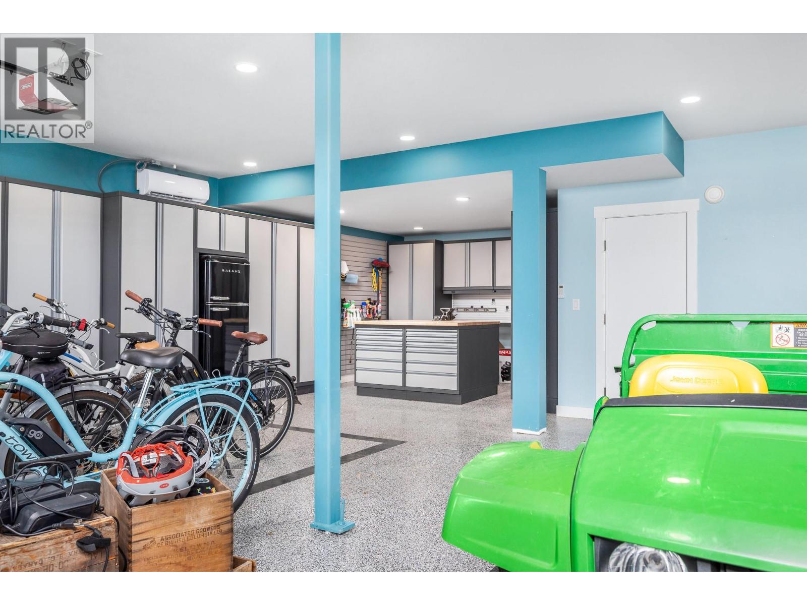 8000 Bench Row Road, Vernon