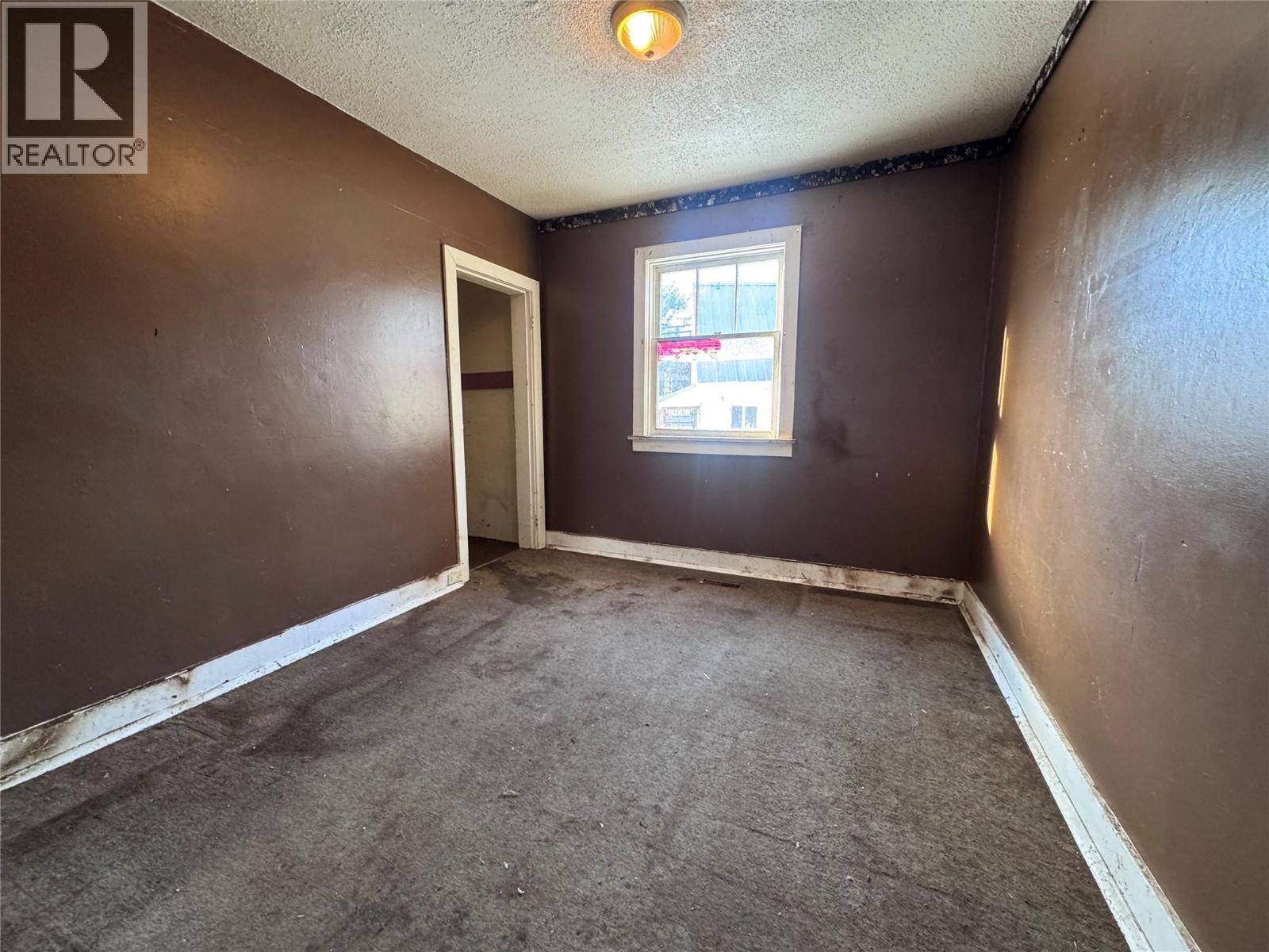 409 Taylor Street - 12