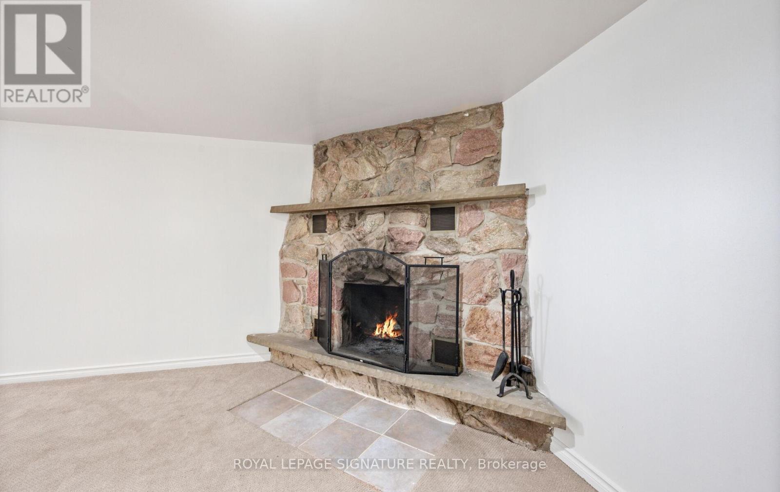 1003 WARDMAN CRESCENT — photo 23