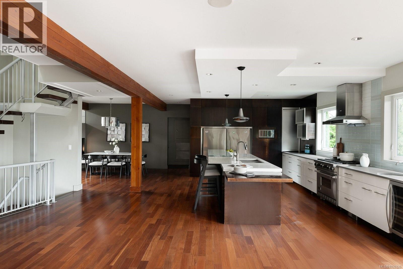  2835 Lincoln Road, Oak Bay