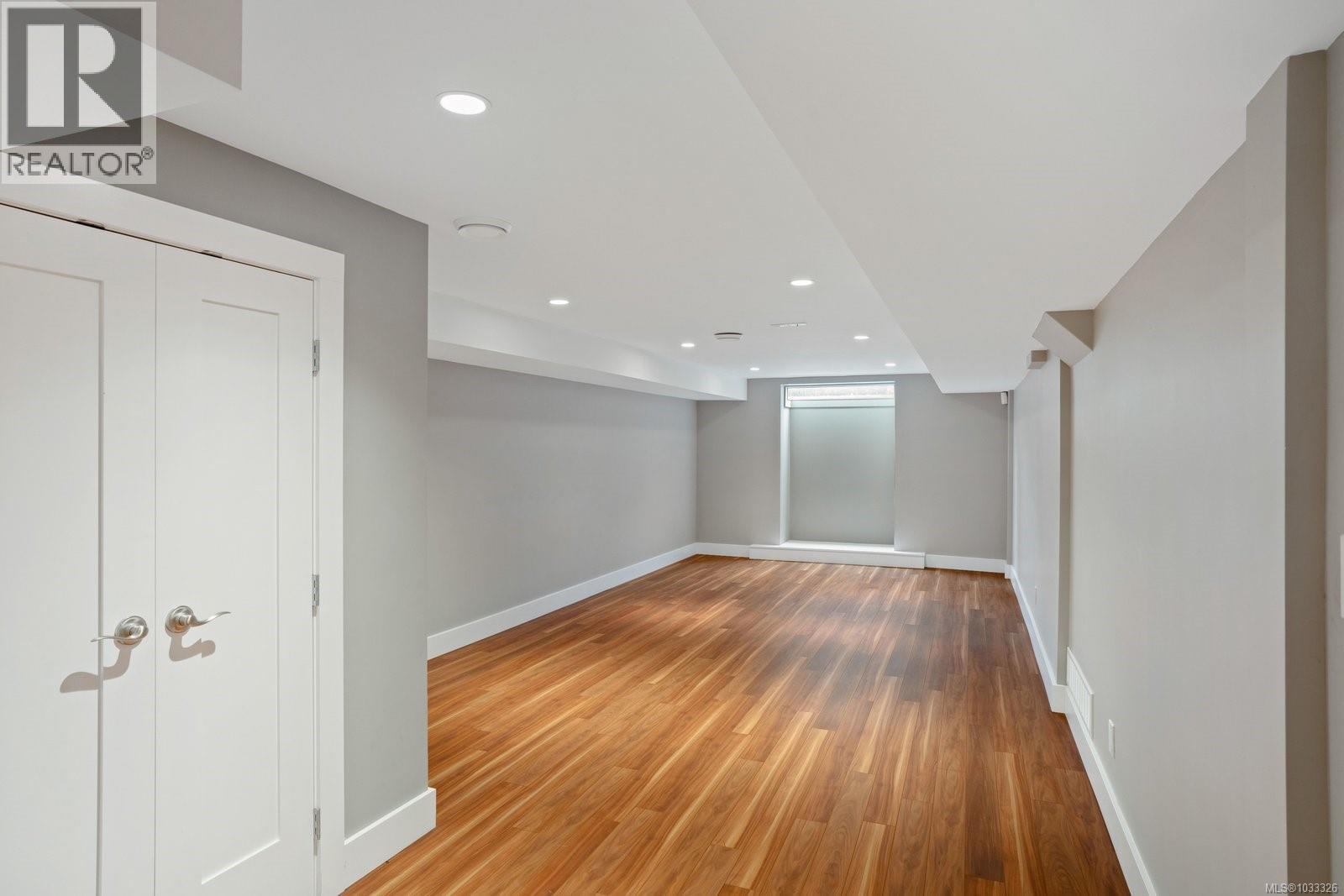  2835 Lincoln Road, Oak Bay