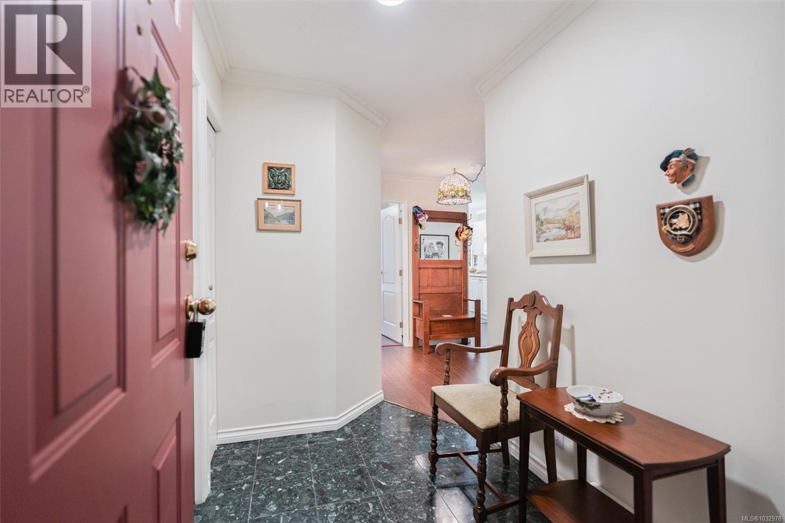 102 936 Fairfield Road, Victoria