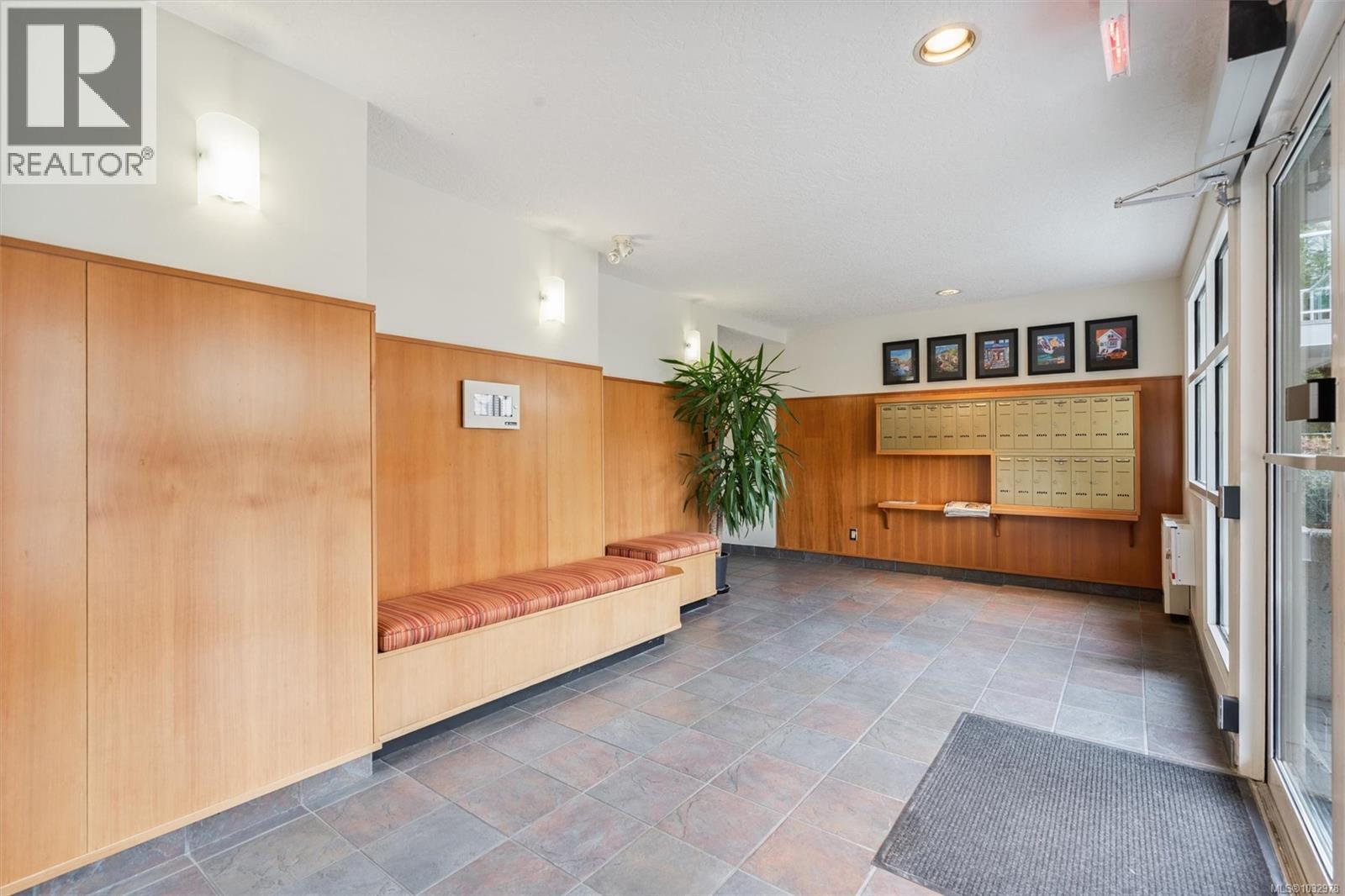 102 936 Fairfield Road, Victoria