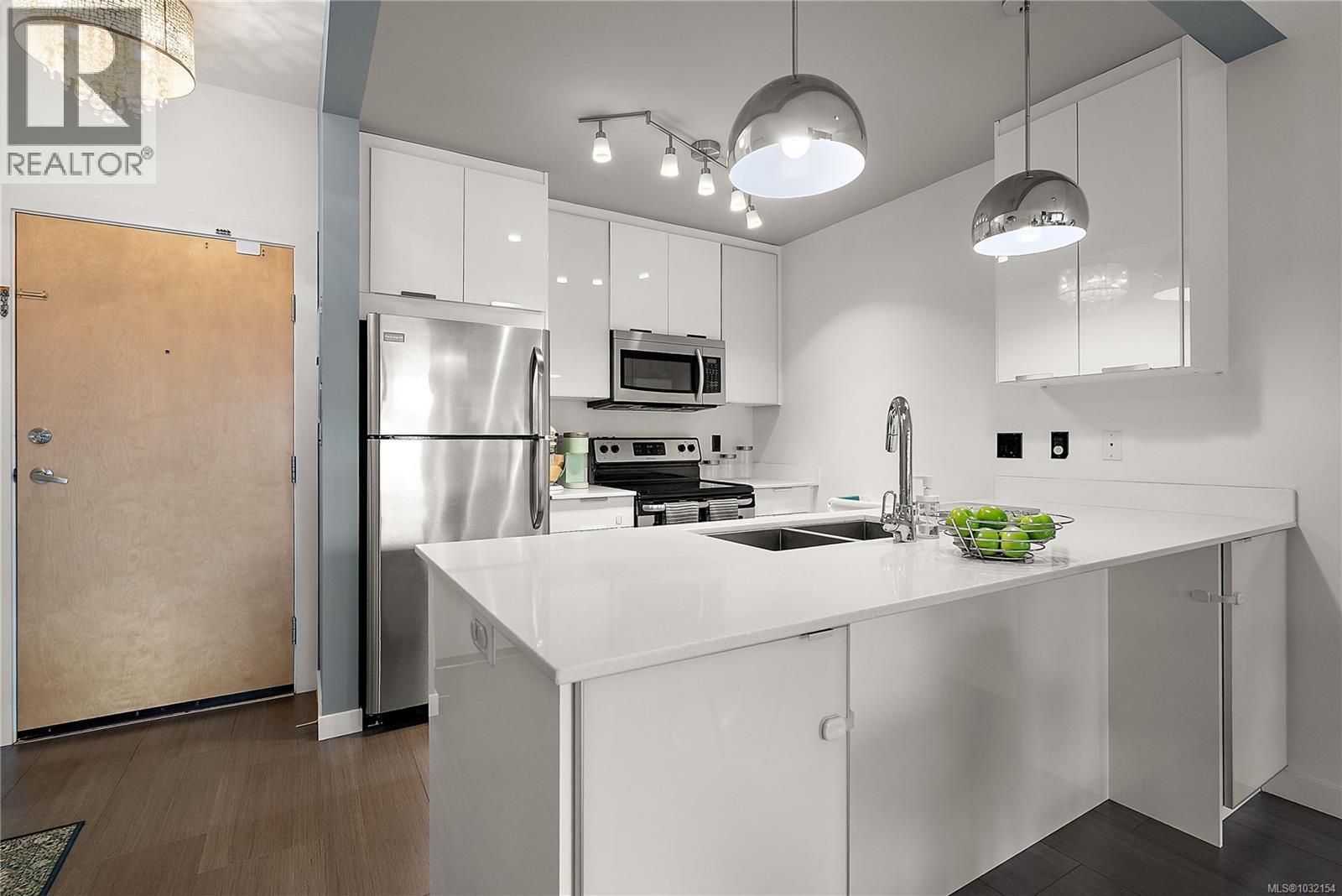 318 2871 Jacklin Road, Langford