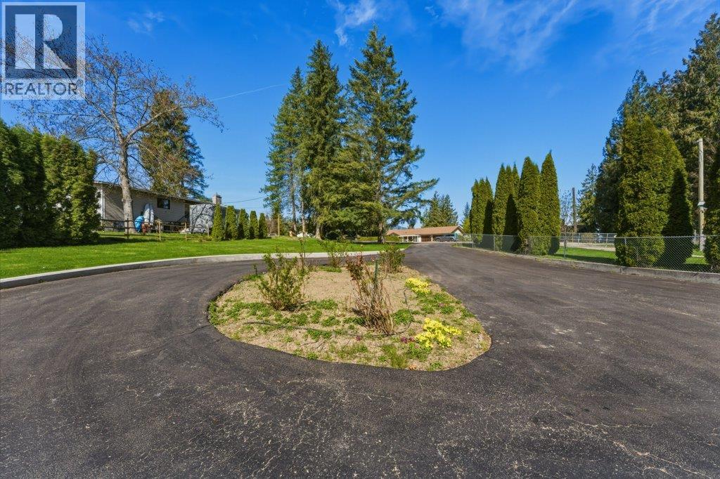 3220 5 Avenue SE - 29