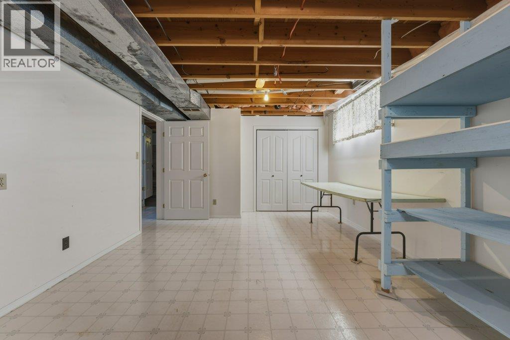 3220 5 Avenue SE - 20