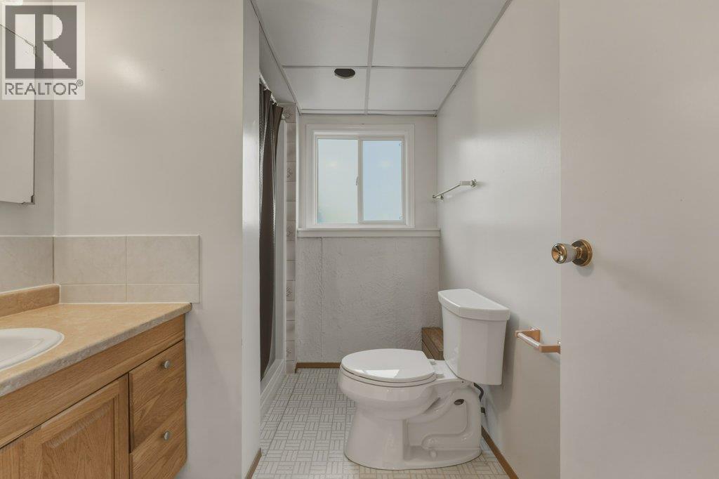 3220 5 Avenue SE - 23