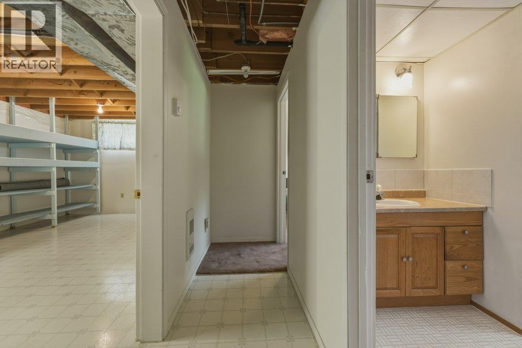 3220 5 Avenue SE - 22