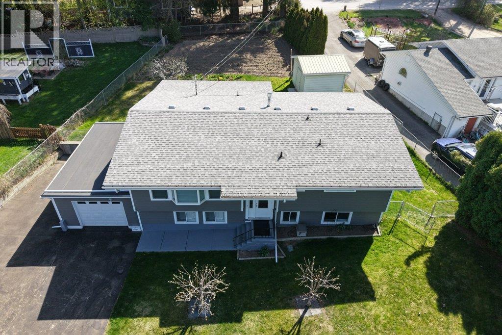 3220 5 Avenue SE - 35