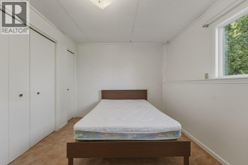 3220 5 Avenue SE - 18