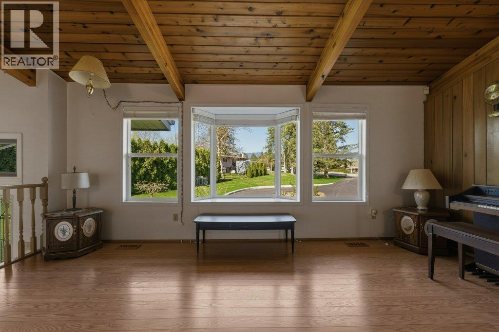 3220 5 Avenue SE - 7