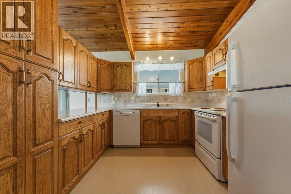 3220 5 Avenue SE - 4