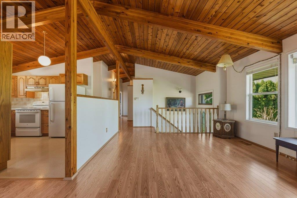 3220 5 Avenue SE - 5