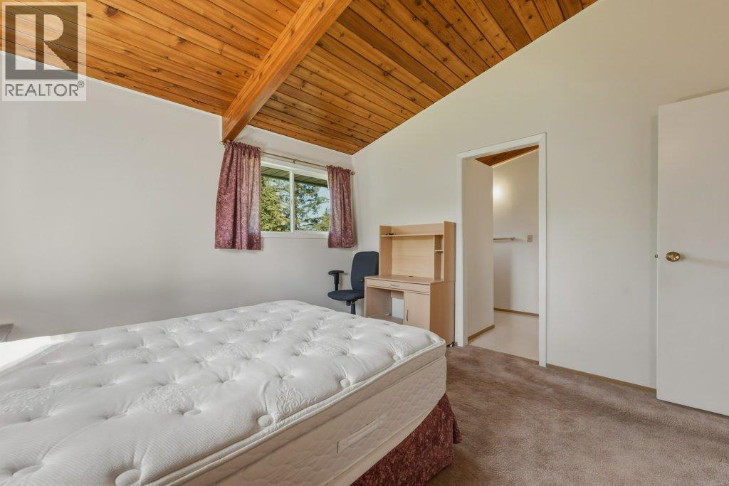 3220 5 Avenue SE - 12