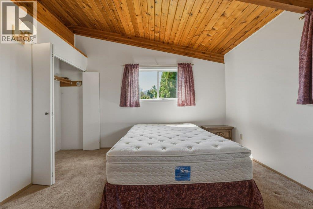 3220 5 Avenue SE - 11