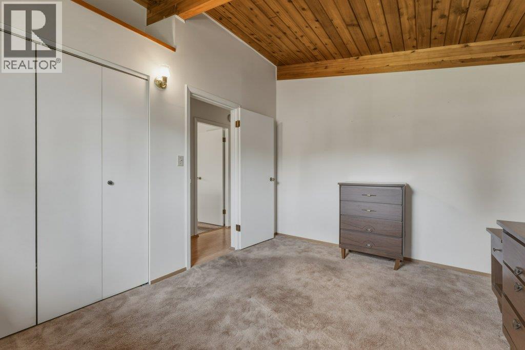 3220 5 Avenue SE - 19