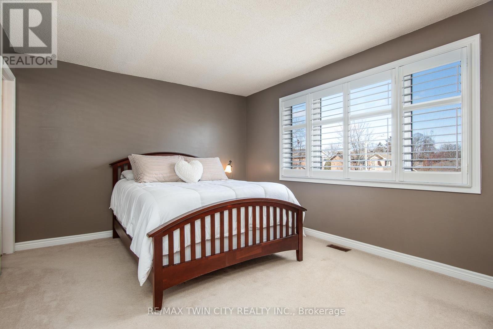 1146 CAMPBELL COURT — photo 20