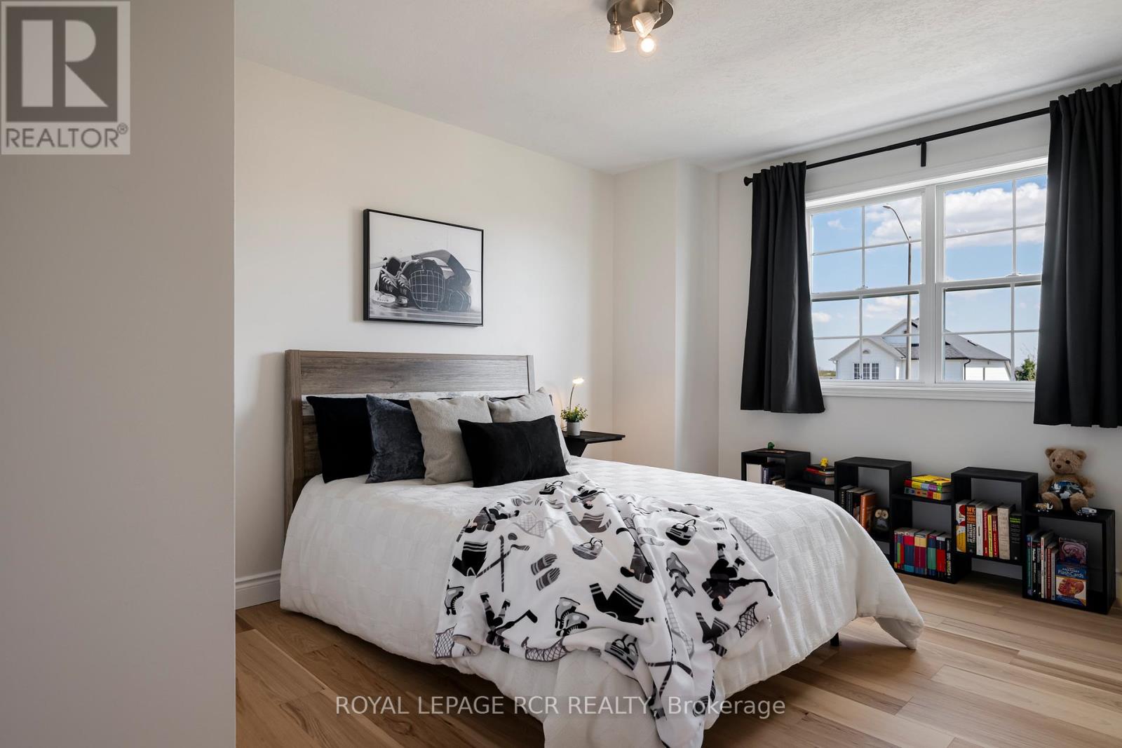 73 SPENCER AVENUE — photo 19