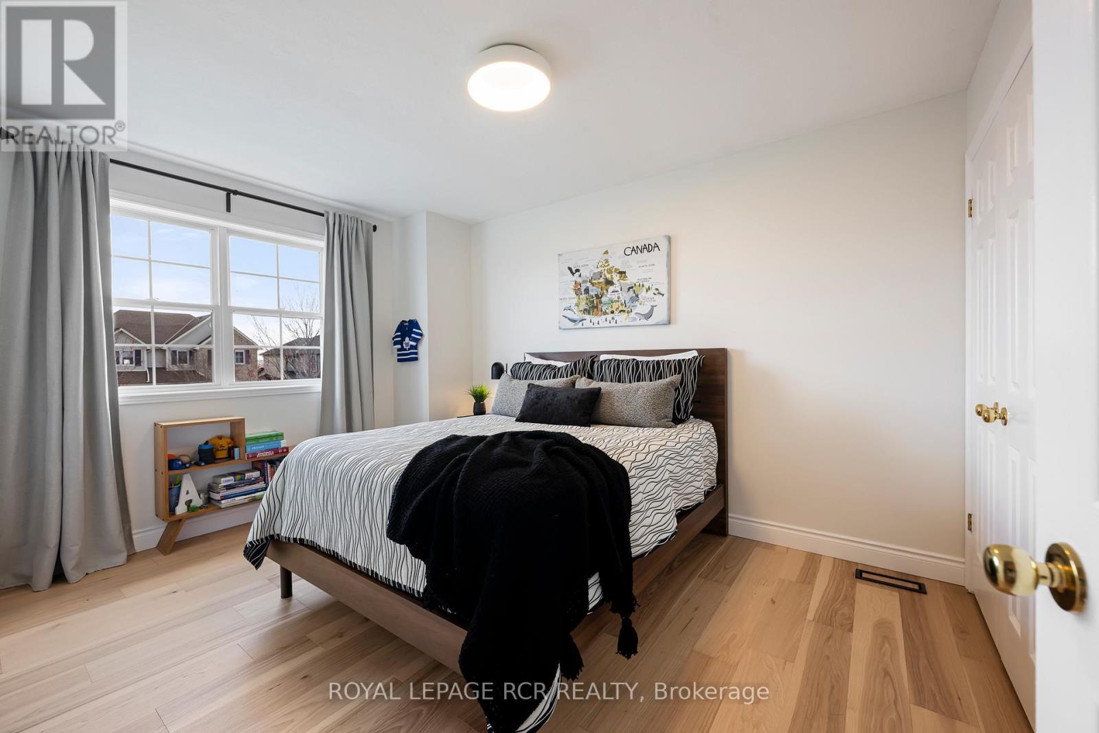 73 SPENCER AVENUE — photo 20