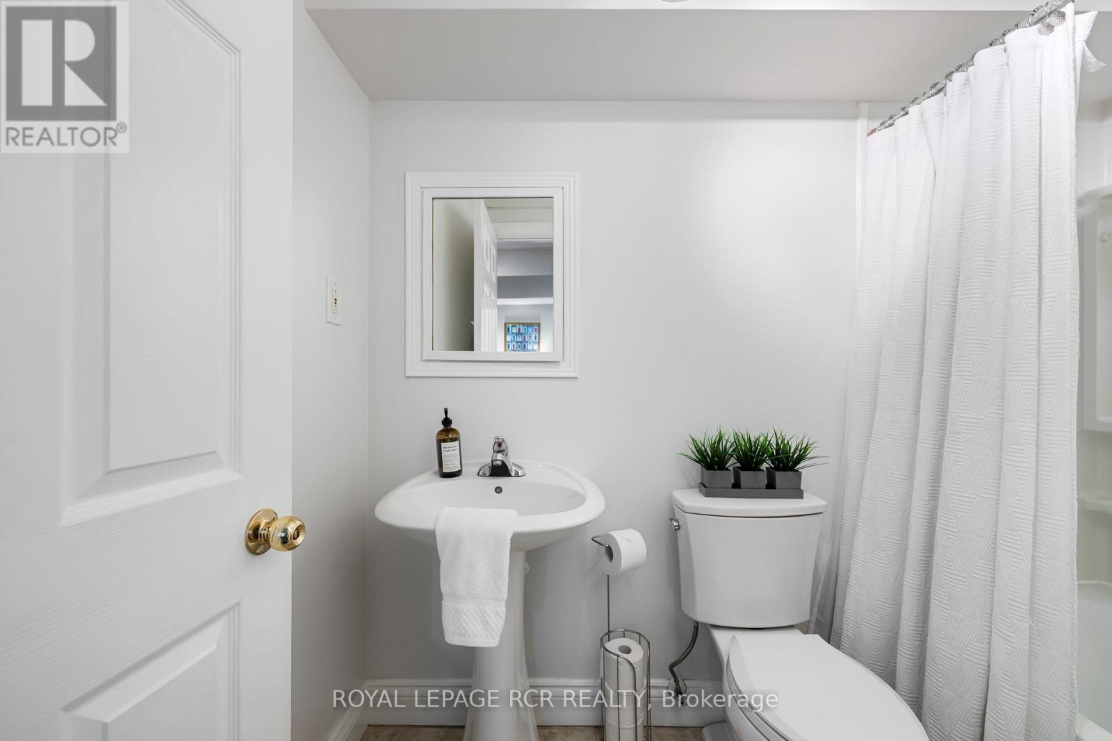 73 SPENCER AVENUE — photo 23