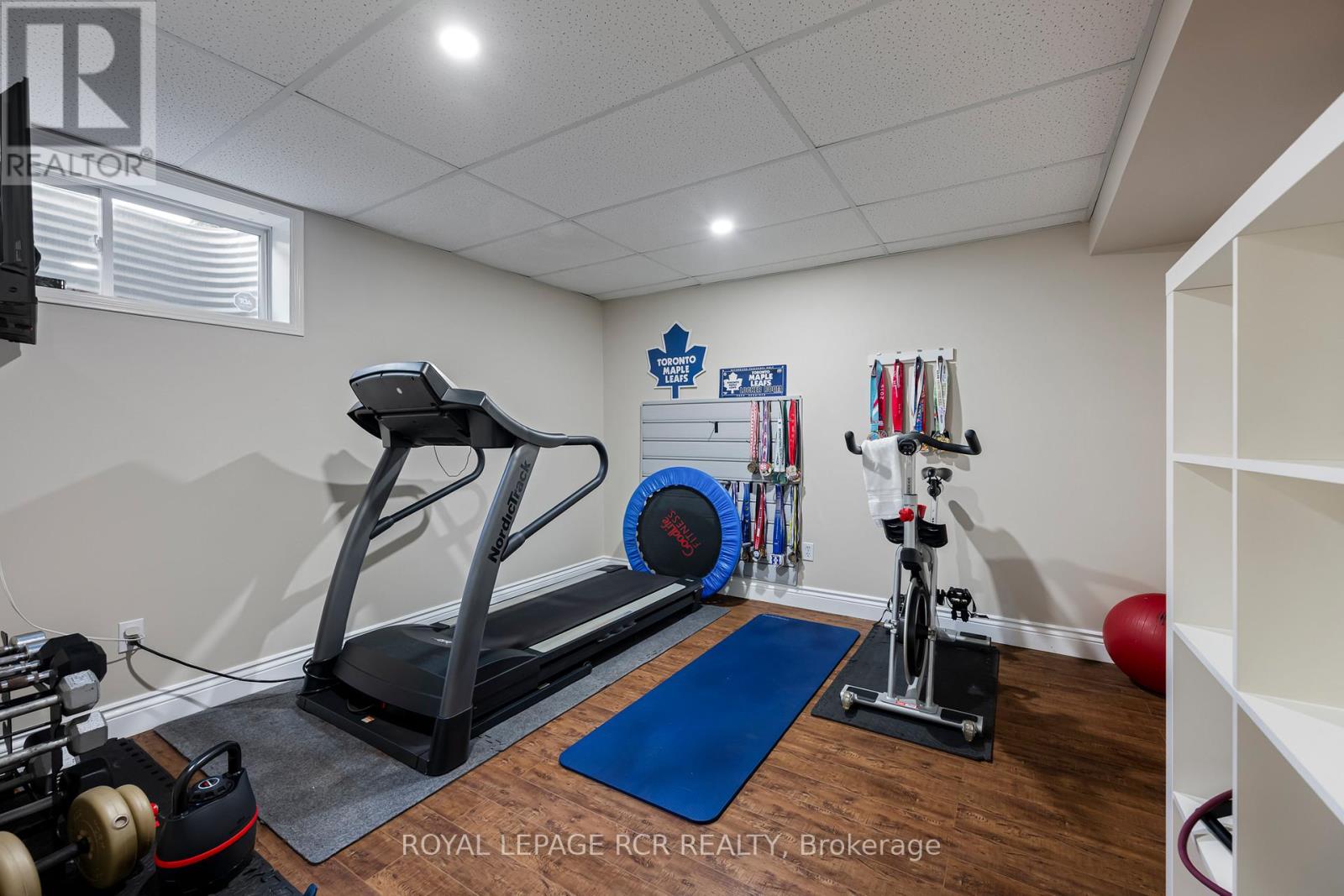 73 SPENCER AVENUE — photo 26
