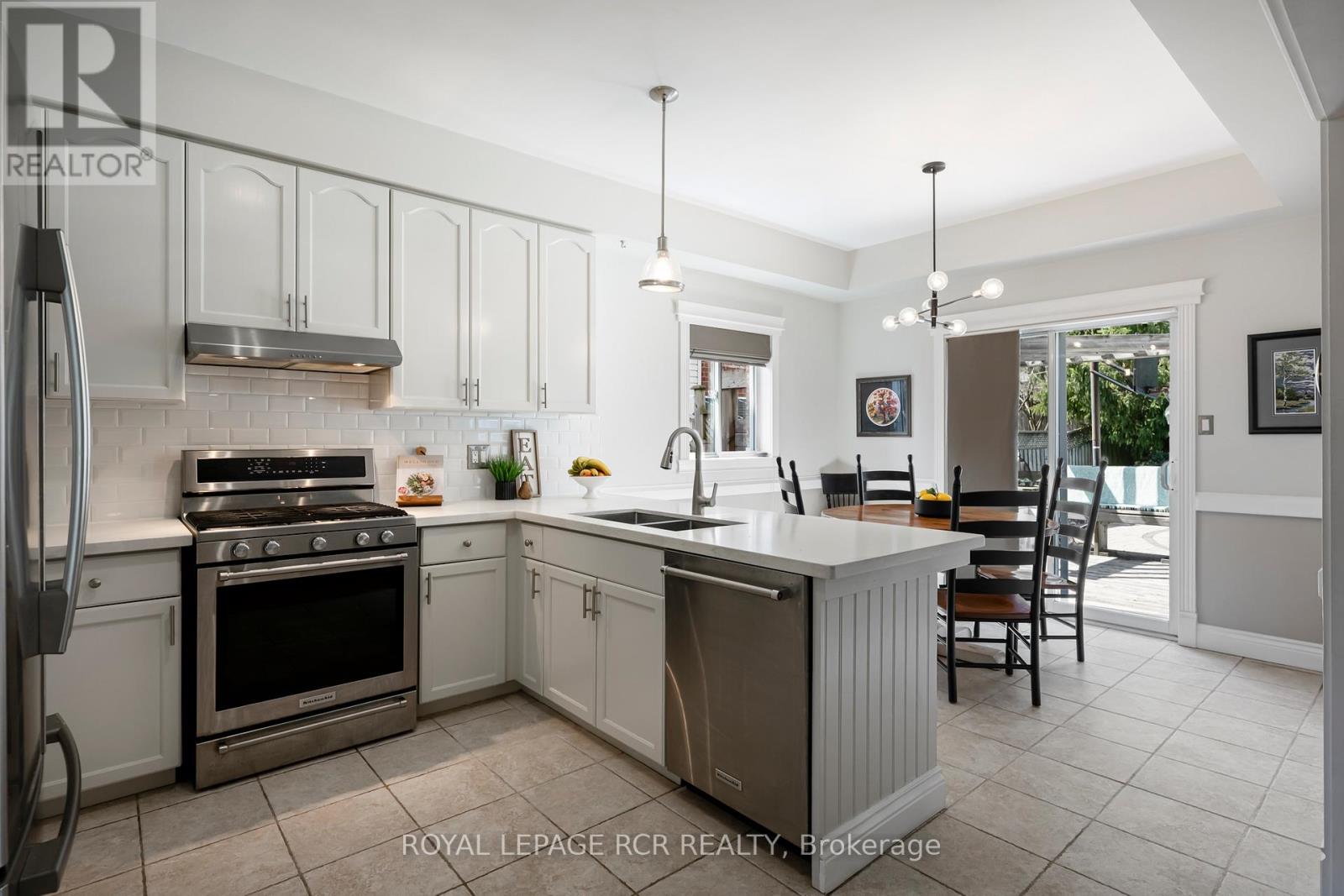 73 SPENCER AVENUE — photo 9