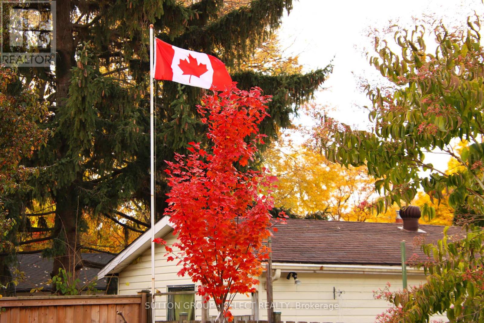 1054 CHIPPEWA DRIVE Property Photo