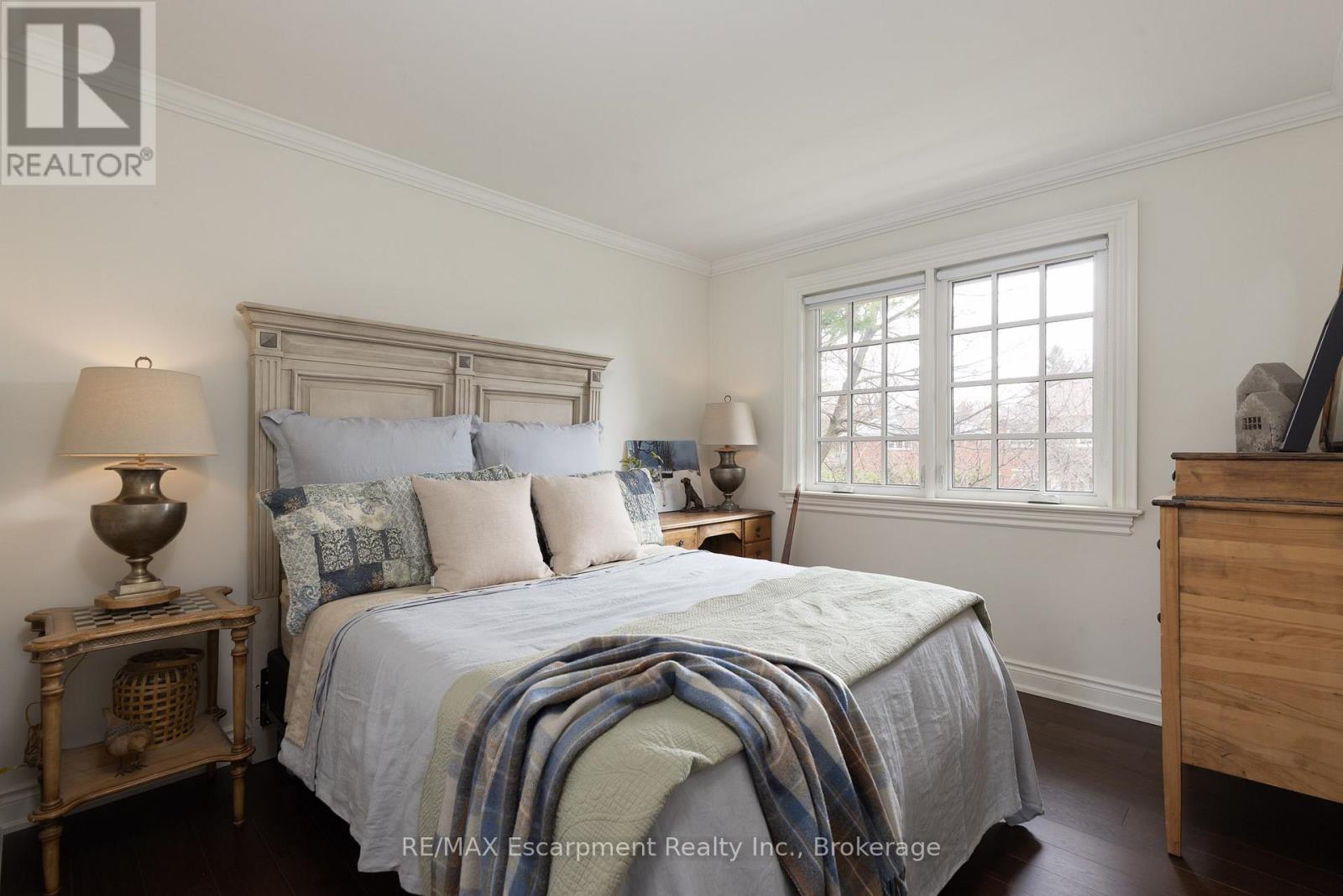 392 ASPEN FOREST DRIVE - 28