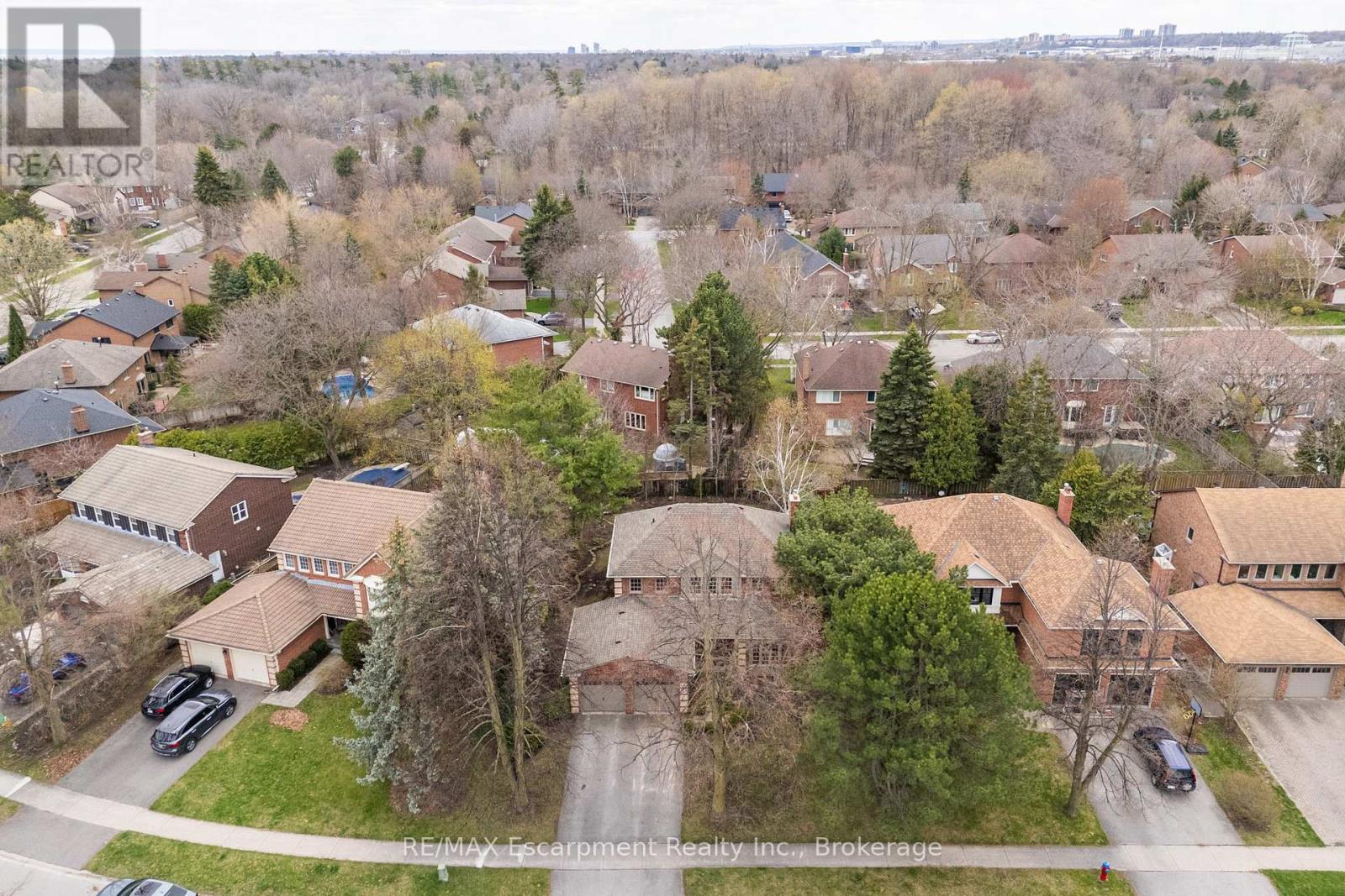 392 ASPEN FOREST DRIVE - 46