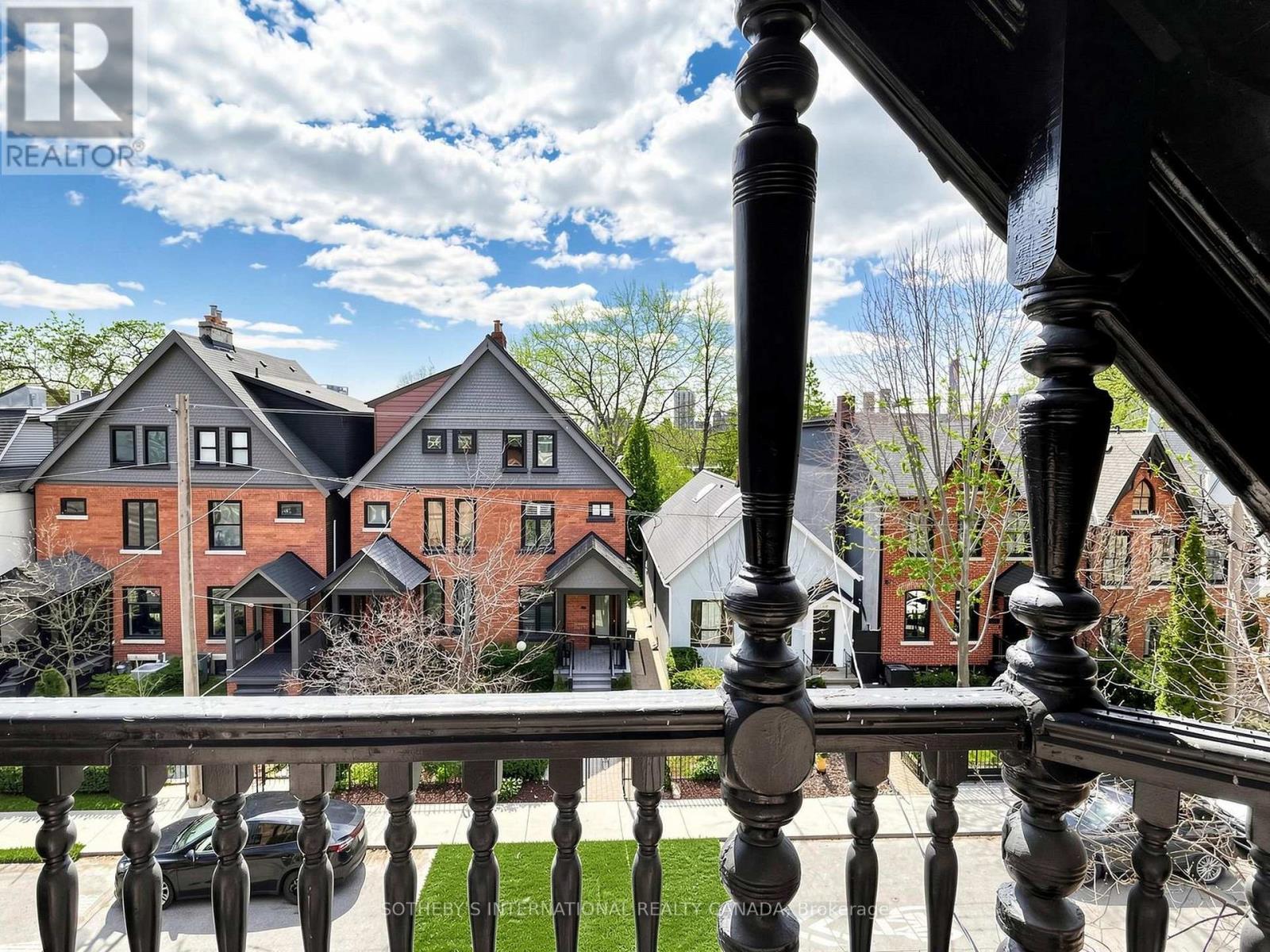 328 WELLESLEY STREET E - 37